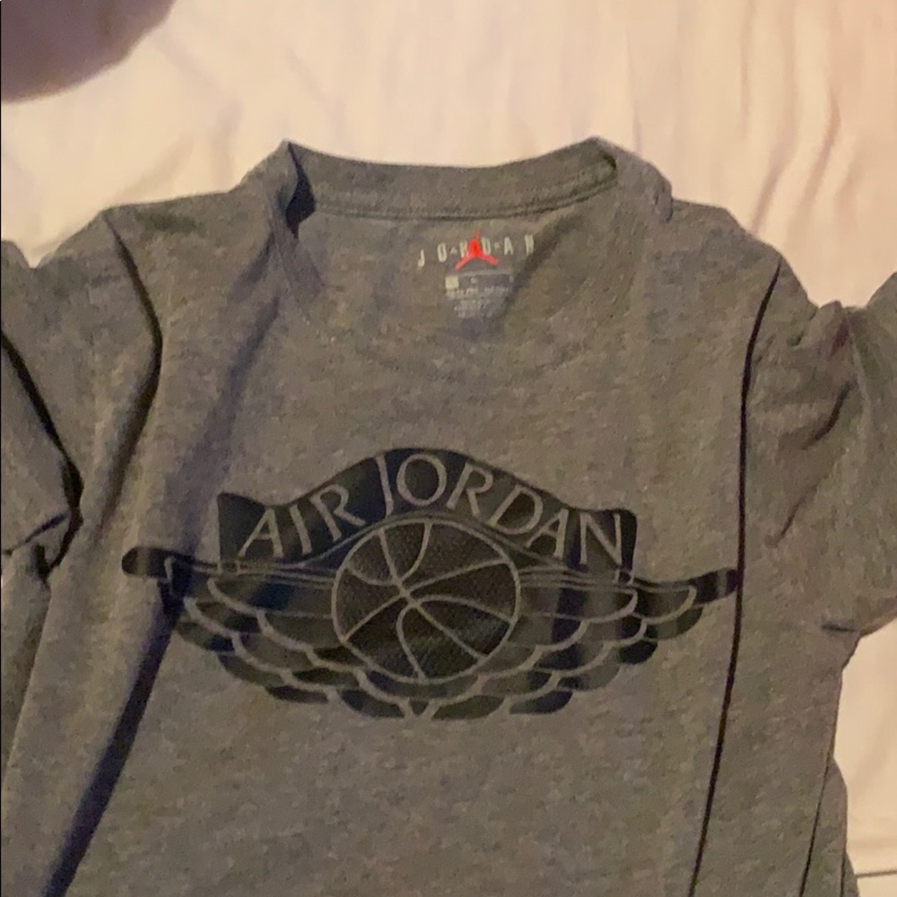 Kids air jordan shirt